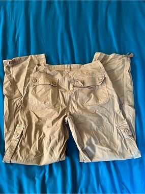 American Eagle Baggy Stretch Khaki Cargo Pants